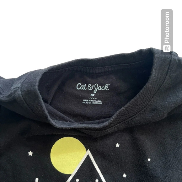 Boys Pj’s 4T happy camper Glow in the Dark - Picture 2 of 5